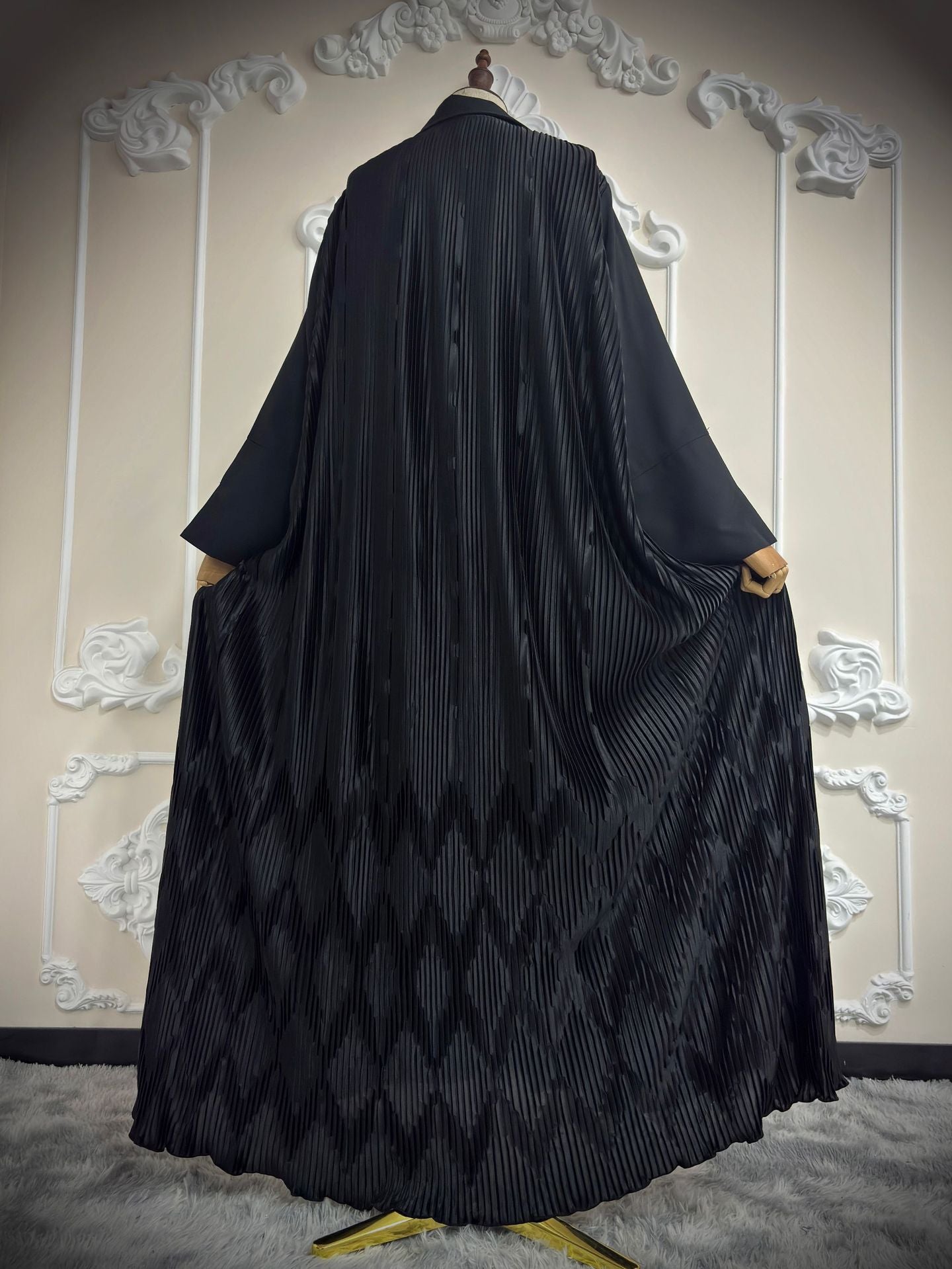 Black suit collar pleated patchwork long cardigan jacket