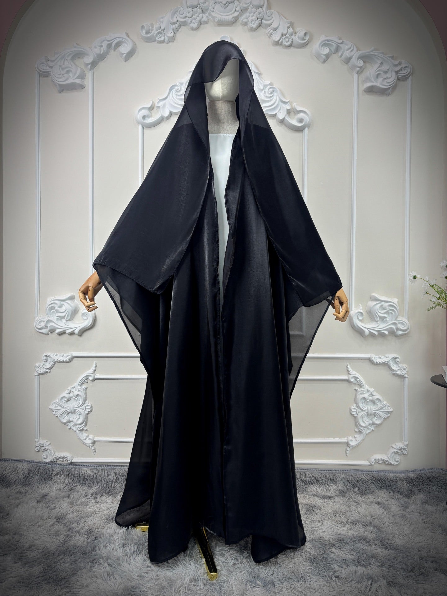 Women's solid color flowing yarn hooded cardigan